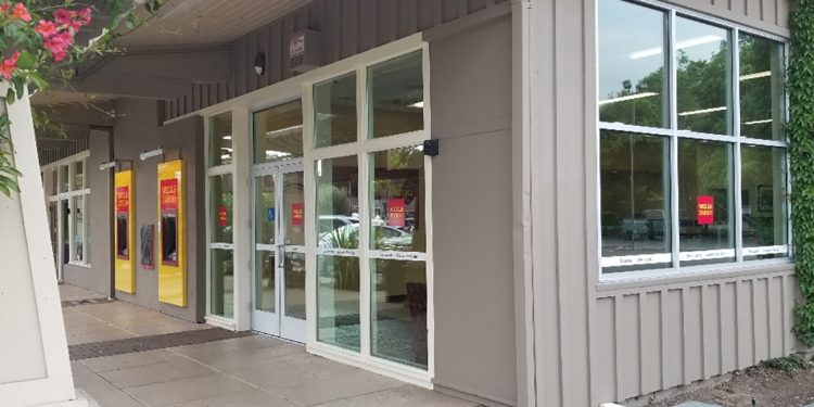 Wells-Fargo-Marsh-Manor-1