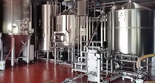 Harmonic-Brewery-03-4x3-900x675